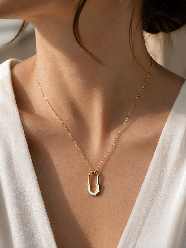 Rectangle Link Pendant Necklace