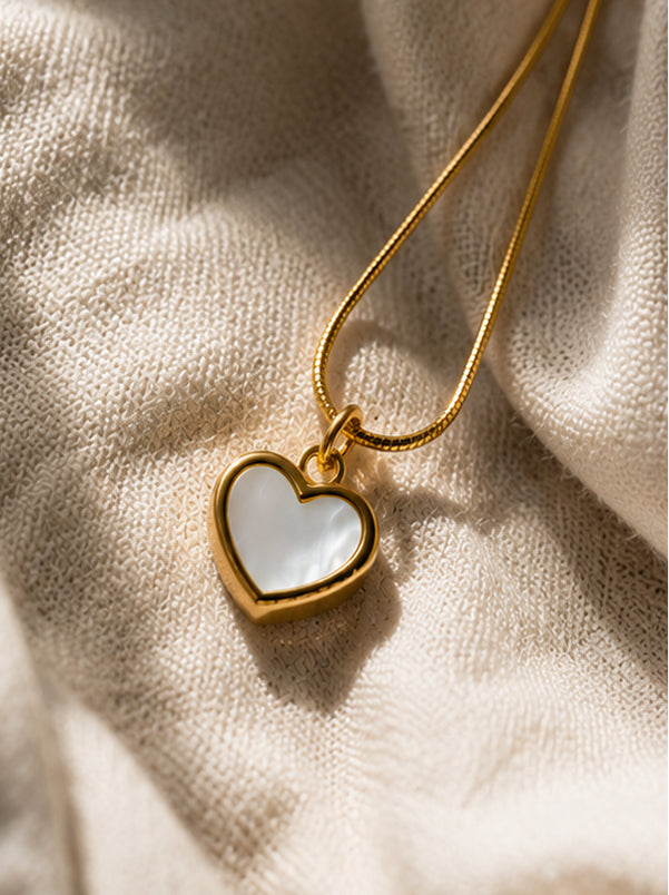 Heart Outline Pendant Necklace