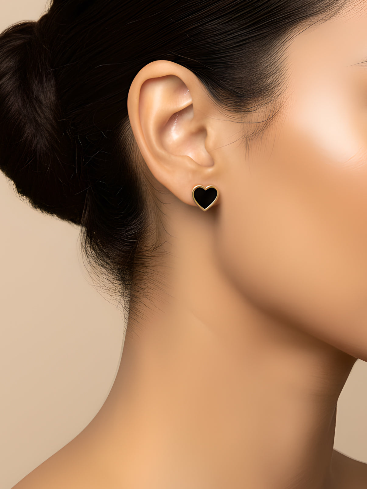 Black Heart Stud Earrings