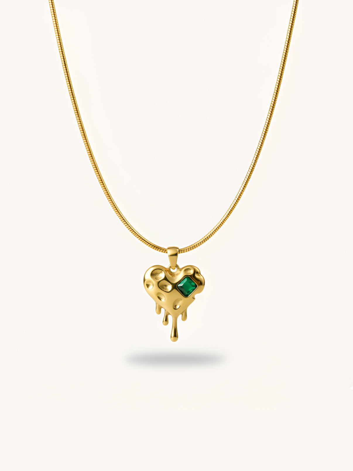 Vintage Floral Pendant Necklace