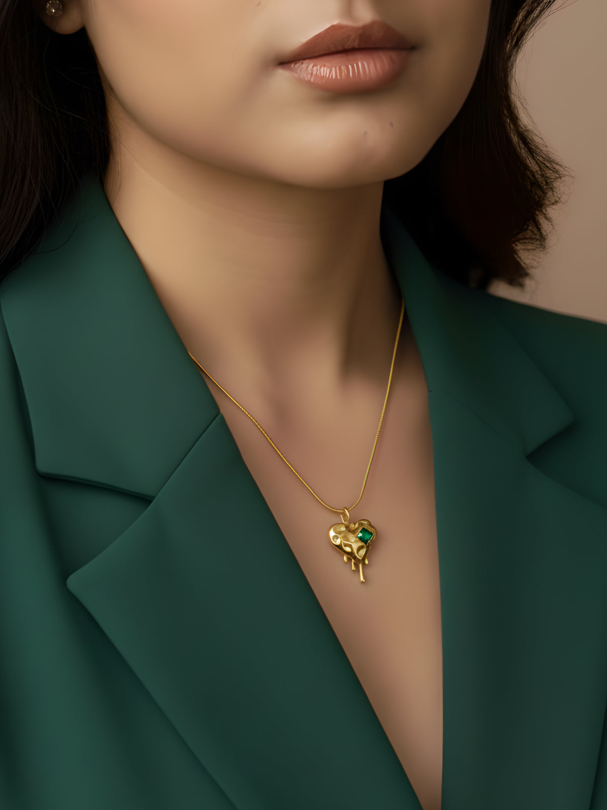 Vintage Floral Pendant Necklace