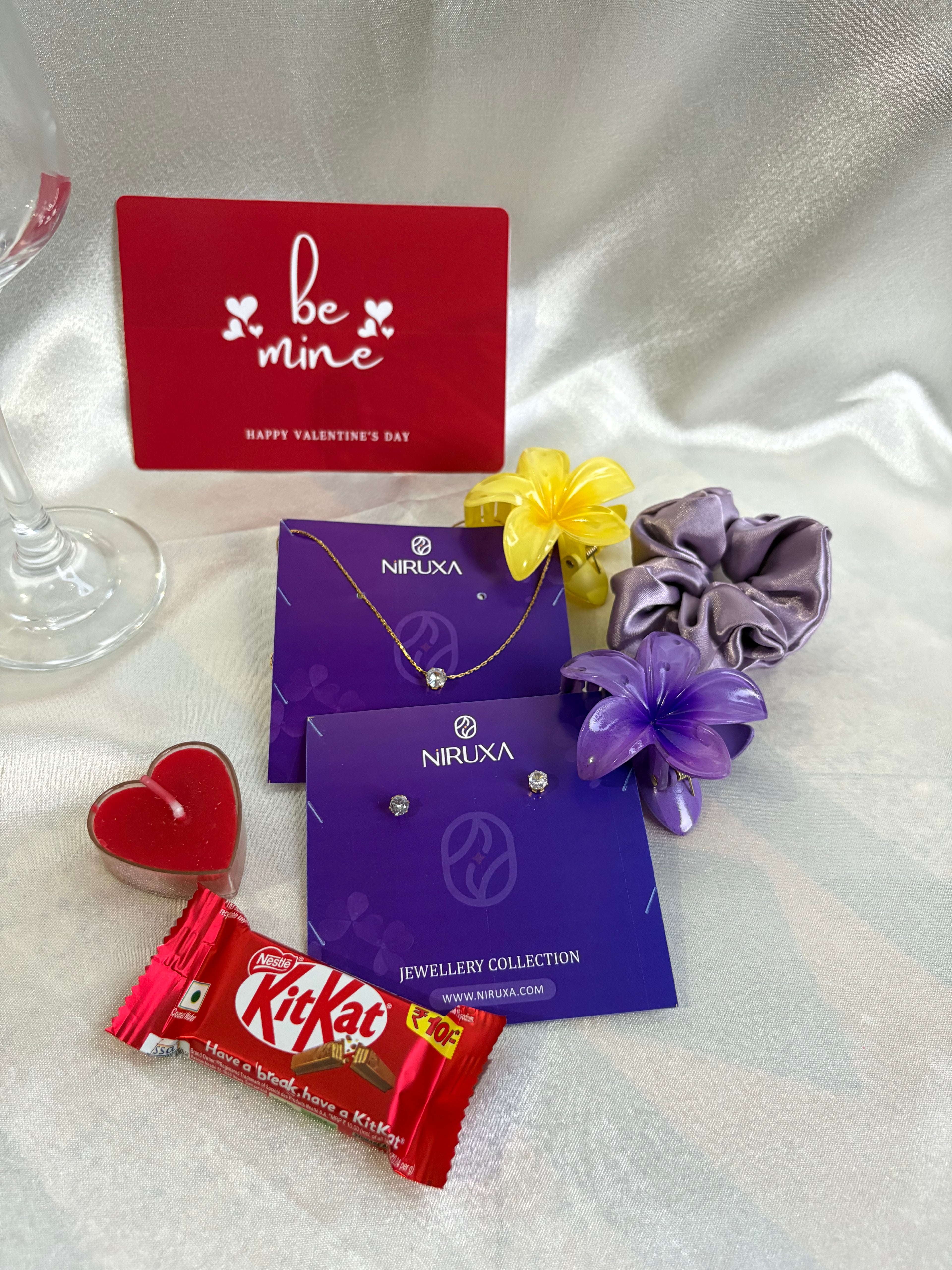 Valentino Hamper 💜