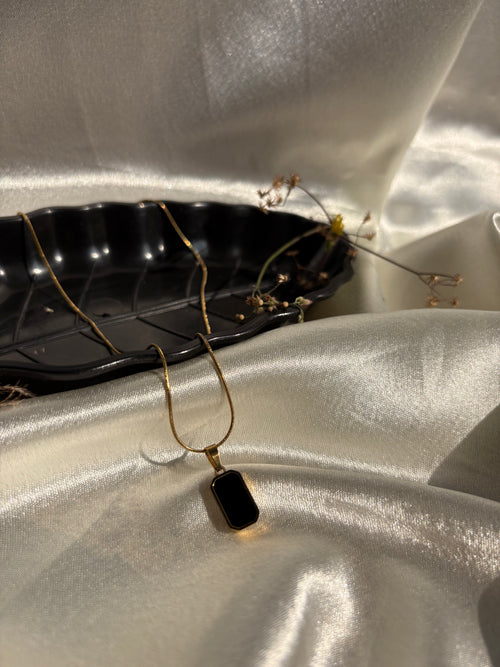 Black Onyx Bar Necklace