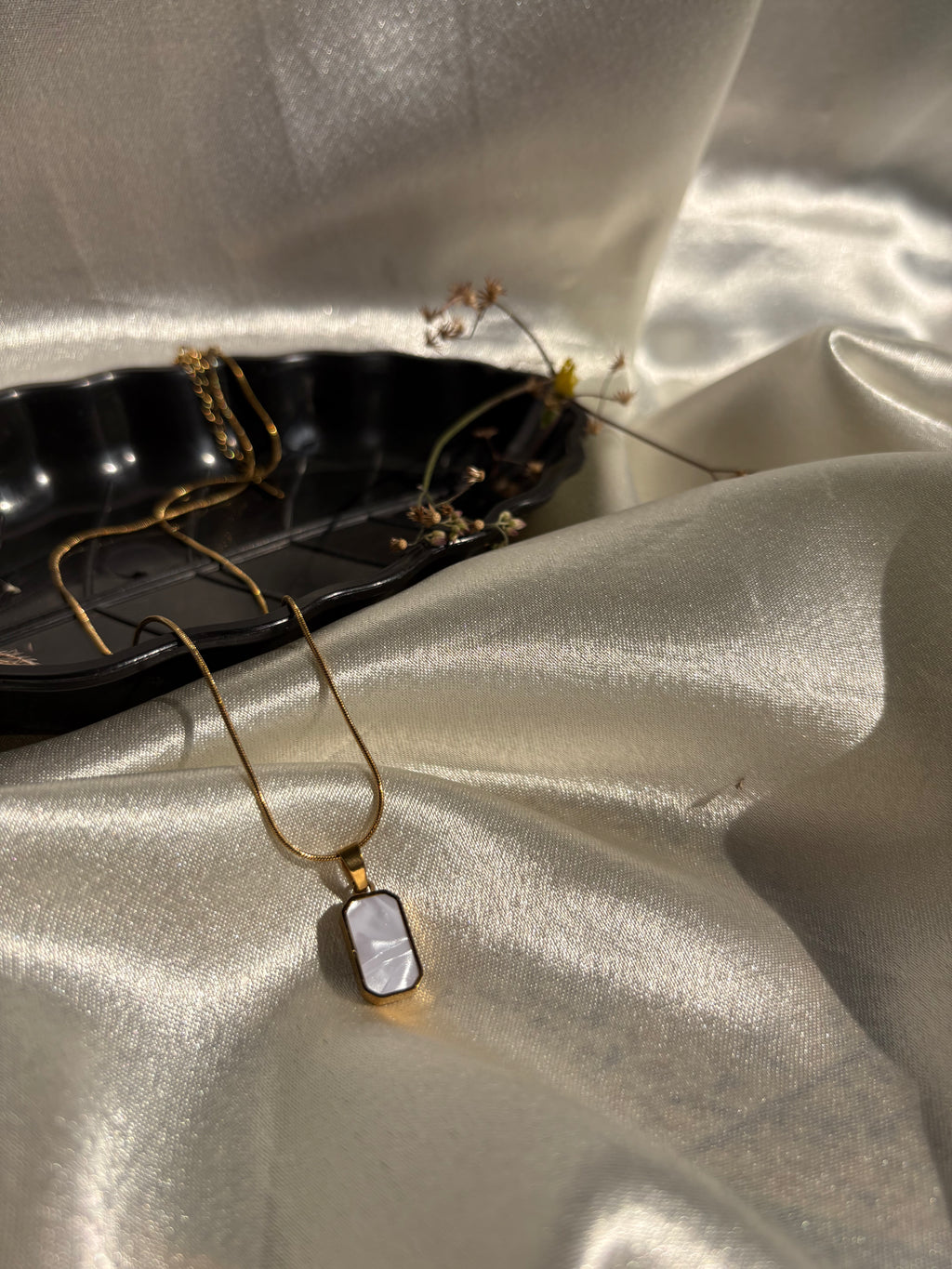 Rectangle Bar Pendant Necklace