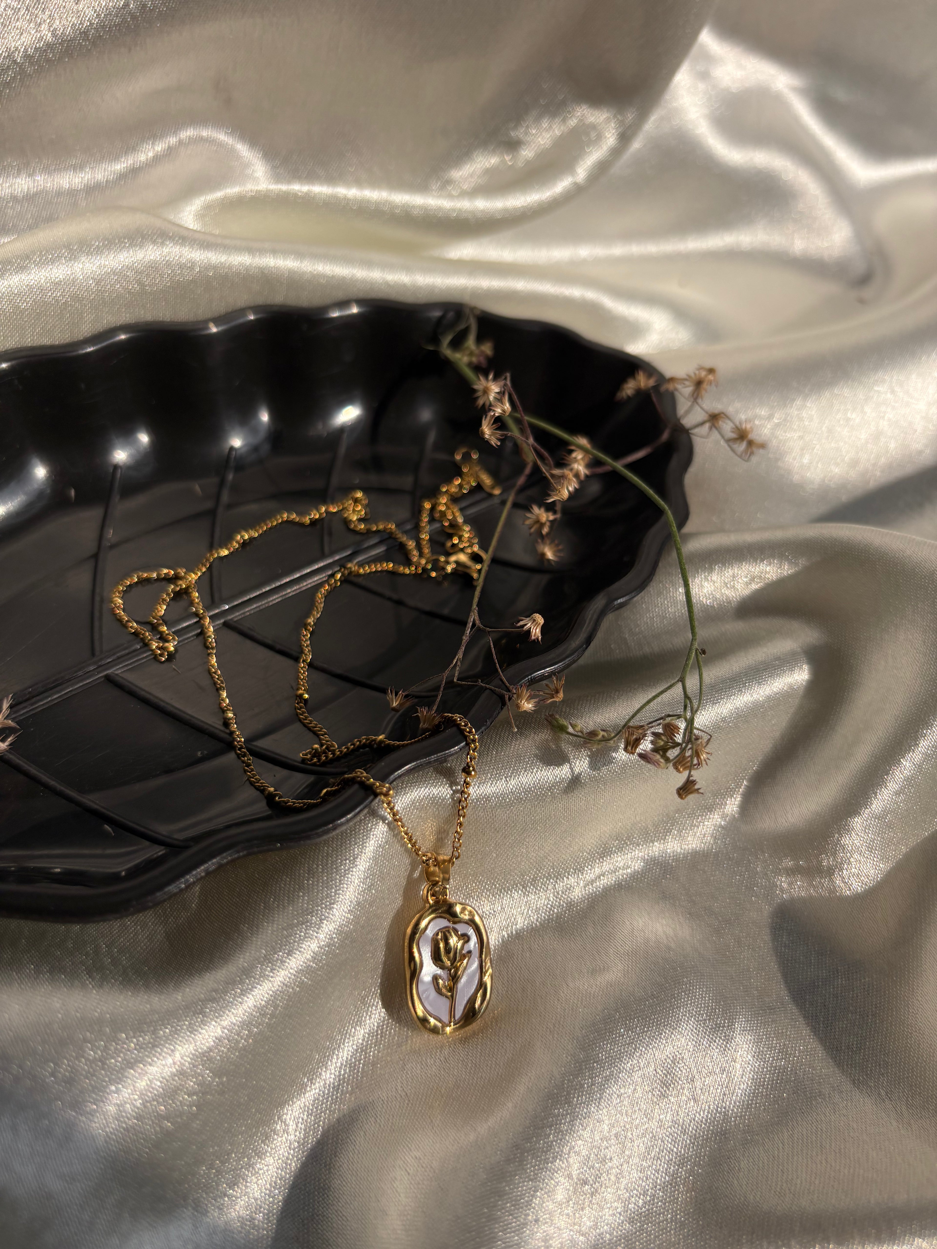 Oval Locket Pendant Necklace