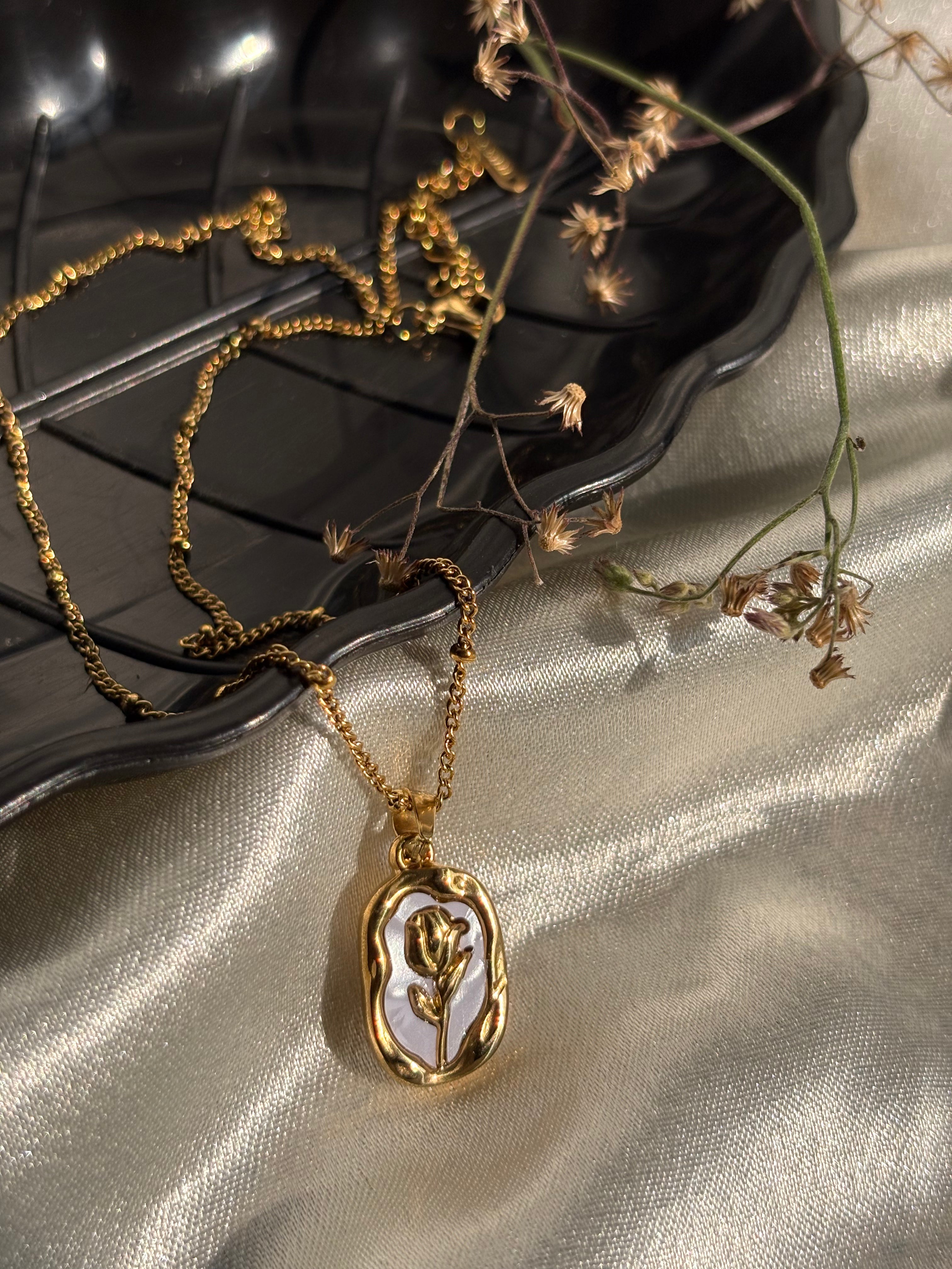 Oval Locket Pendant Necklace